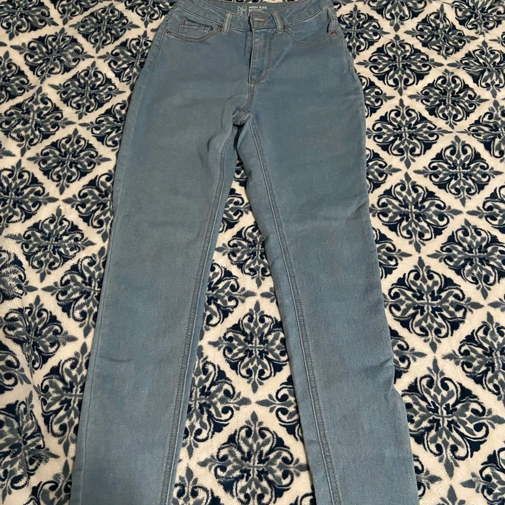 Light jeans